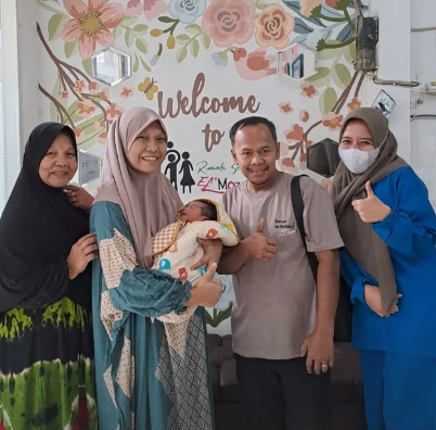 Pemeriksaan Kondisi Ibu Nifas di Klinik EL' Mozza