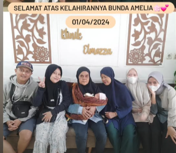 Pelayanan Komunikasi Cepat di Klinik EL' Mozza